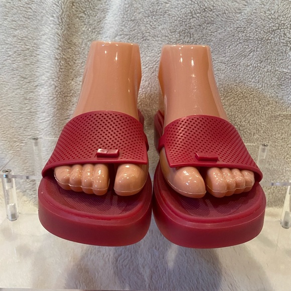 Donald Pliner Bondi Platform Jelly Sandals Slip-on Slides Shoes Red Size 6 EUC - Picture 5 of 14